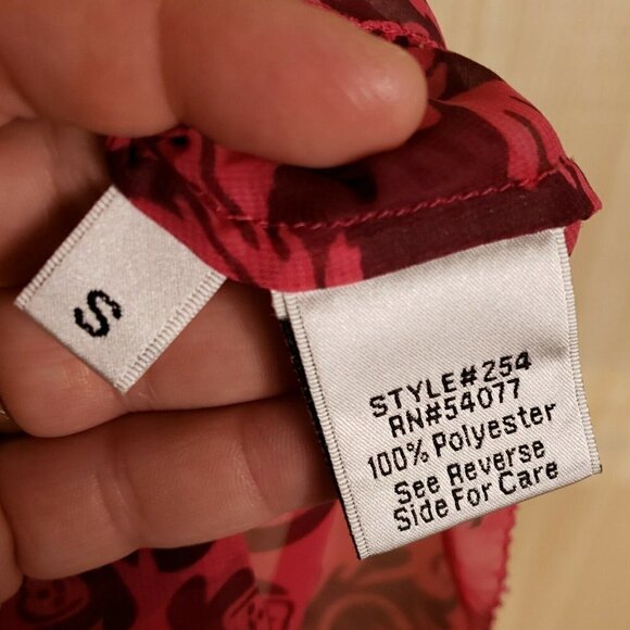 Cabi Women's Sheer Floral Maroon Blouse. Small - Picture 6 of 6